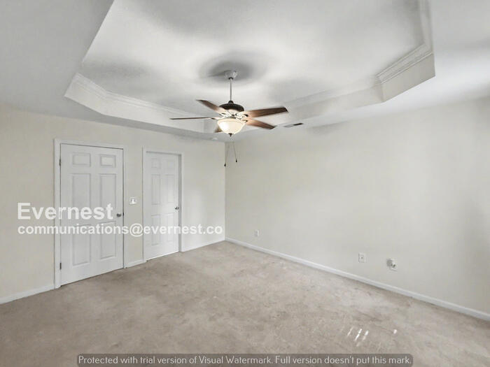 Building Photo - 212 St John Dr