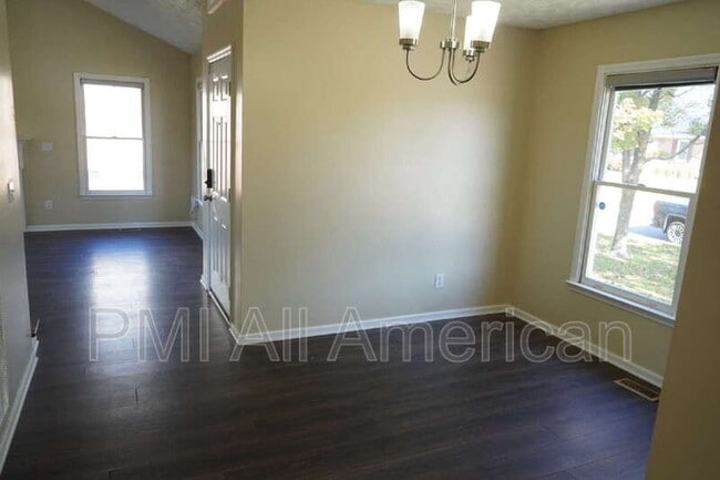 Building Photo - 1142 Blankshire Rd