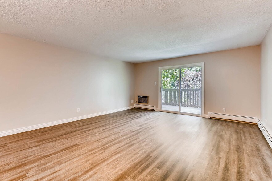 Building Photo - 6940 E Girard Ave