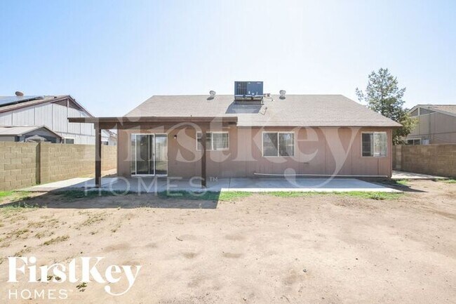 Building Photo - 21036 N 34th Dr