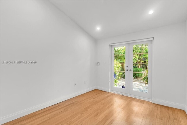 Building Photo - 776 NE 74th St