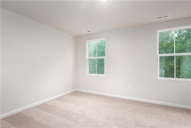 Building Photo - 701 Lakeview Cove