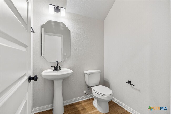 Building Photo - 139 Gullivers Dr
