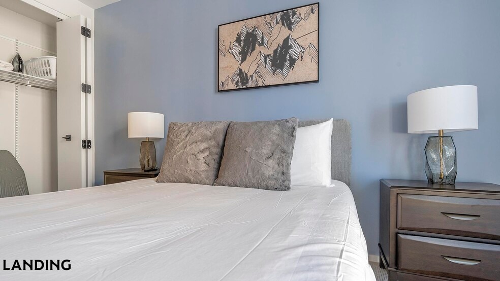 Building Photo - 143 E Commerce St