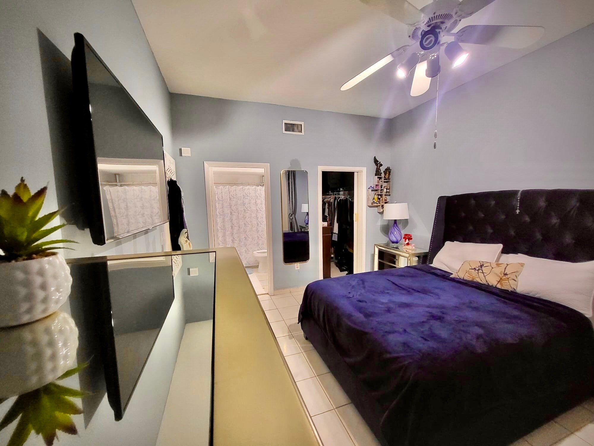 Building Photo - 7400 W 20th Ave