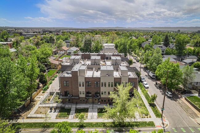 Building Photo - 3148 W 29th Ave