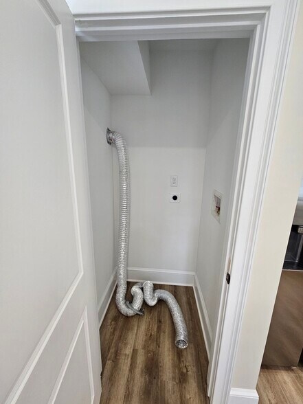 Building Photo - 326 Taylor St