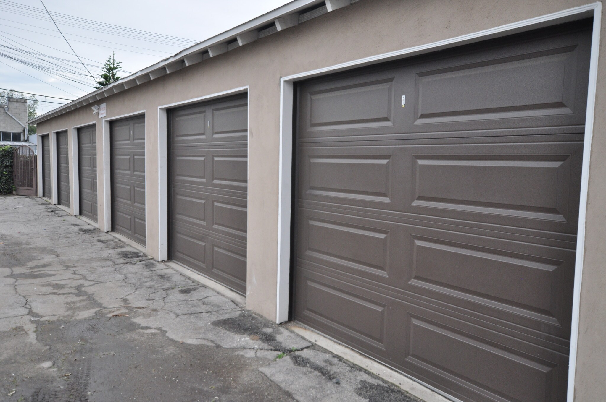 Garage - 414 N Glenwood Pl