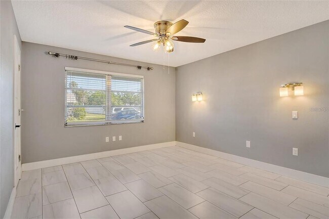 Building Photo - 2332 Canalbluff Pl
