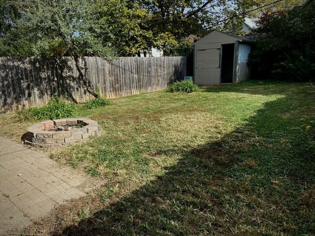 Building Photo - 1715 S 12th St