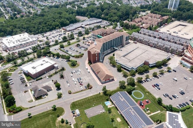 Building Photo - 6070 Main St