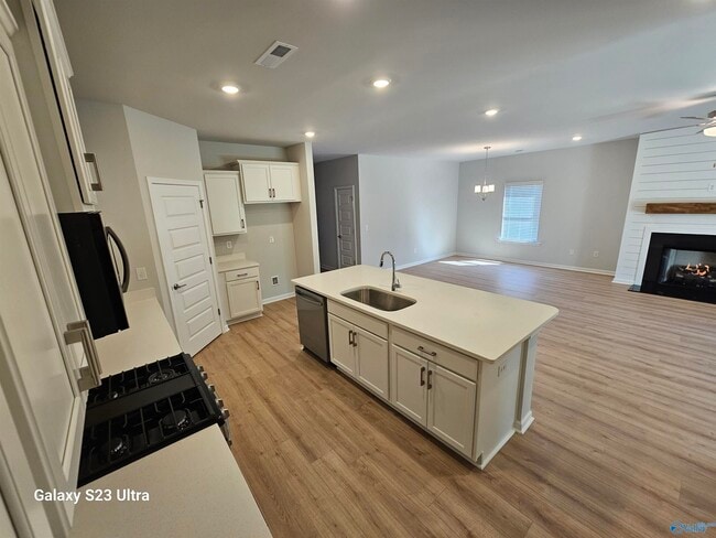 Building Photo - 6007 Margie Collins Dr SE