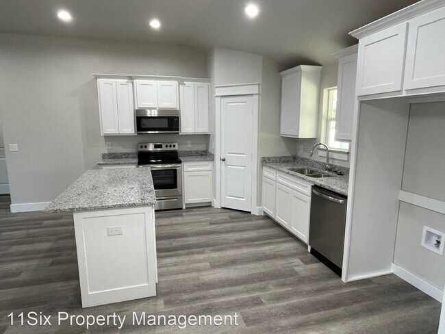 Building Photo - 3 br, 2 bath House - 99 Kat's Ave