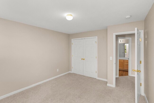 Building Photo - 19 Fawn Creek Pass