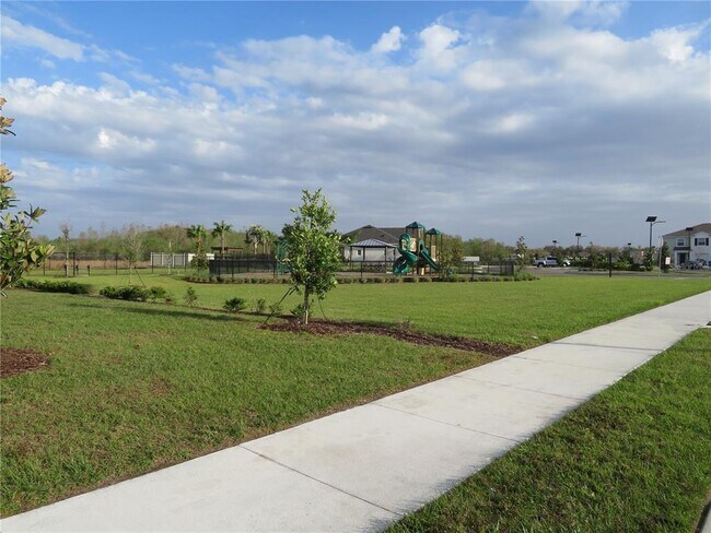 Building Photo - 17212 Bigleaf Mahogany Ln