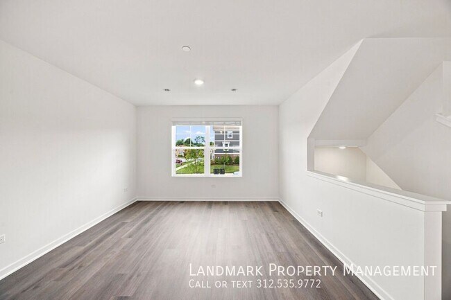 Building Photo - 17389 Ulster Dr