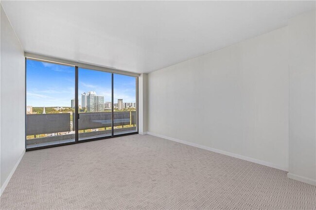 Building Photo - 2575 Peachtree Rd NE