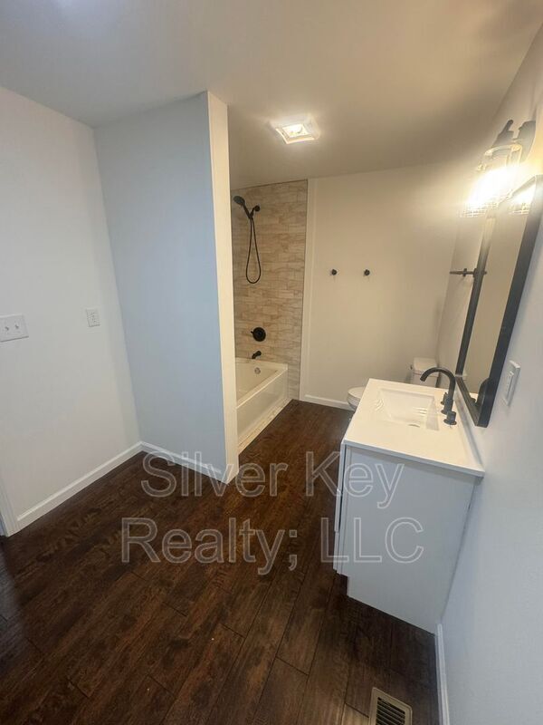 Building Photo - 3351 Coffman Dr