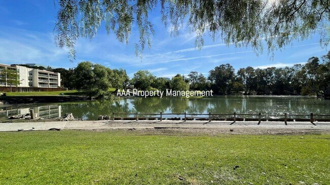 Building Photo - Concord Beautiful remodeled 1 bedroom 1 bath condo! Central location