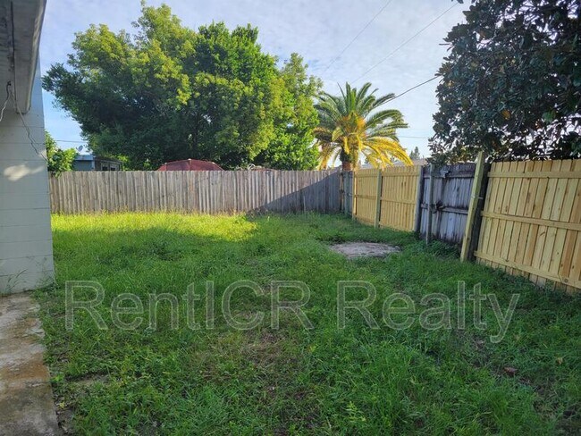 Building Photo - 4655 Koala Dr