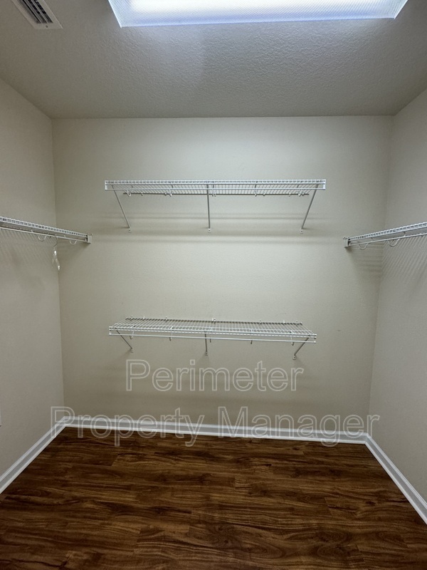 Building Photo - 8583 Little Swift Cir