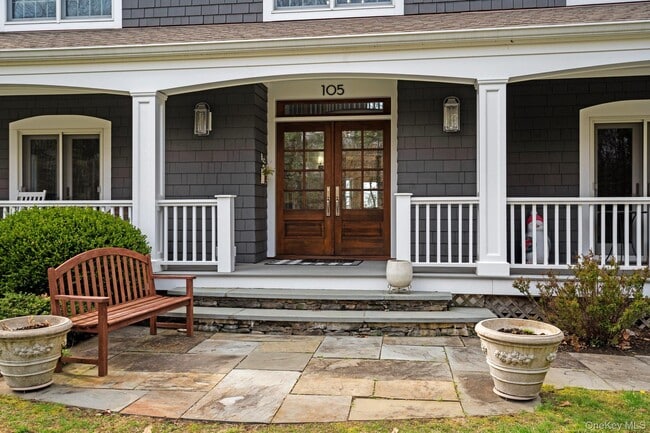 Building Photo - 105 Hardscrabble Lake Dr