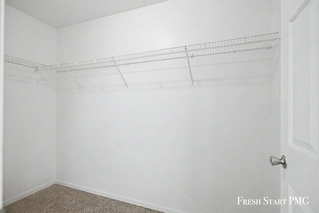 Building Photo - 4051 Rivertown Ln SW