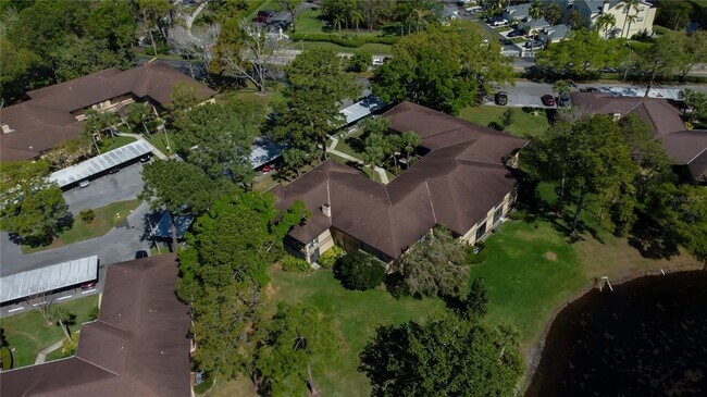 Building Photo - 2673 Sabal Springs Cir