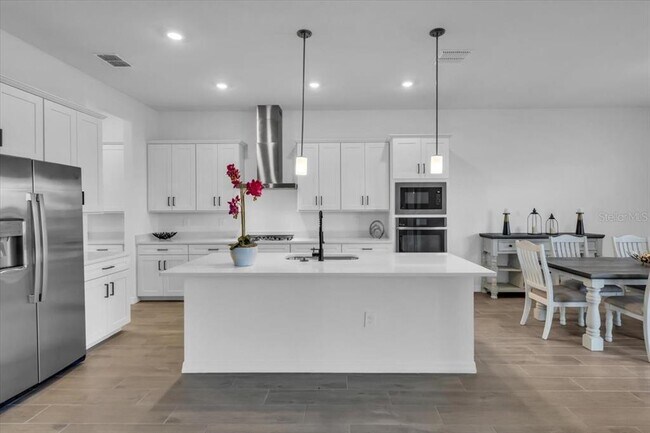 Building Photo - 5522 Lightning Whelk Ln