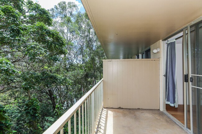 Building Photo - Kemoo by the Lake - Studio with lake views