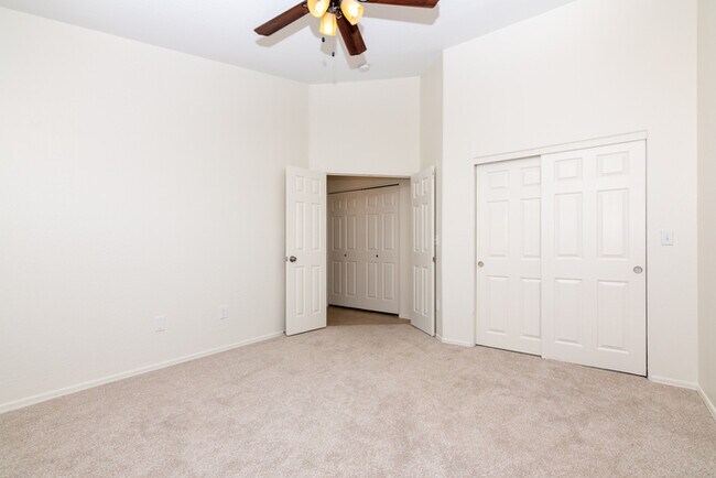 Building Photo - Move-in ready home in Mesa!