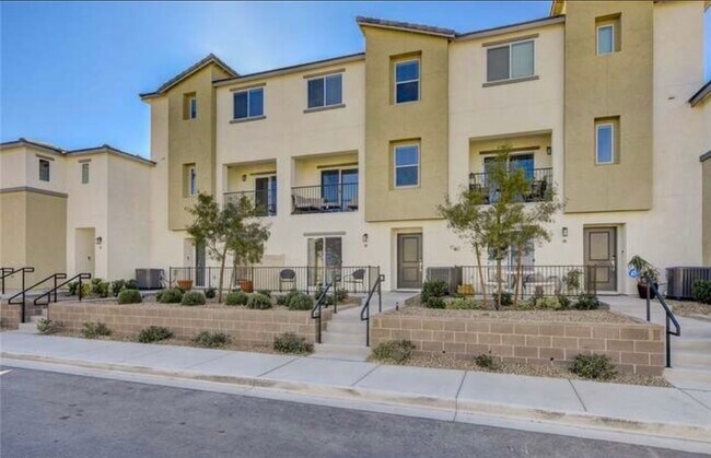 Building Photo - 2828 Mosaic Moon Ln