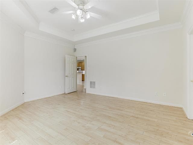 Building Photo - 609 Sunningdale