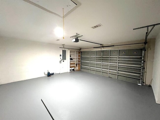Building Photo - 104 Raemoor Dr