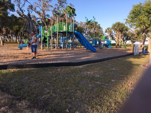 Building Photo - 2322 Stone St