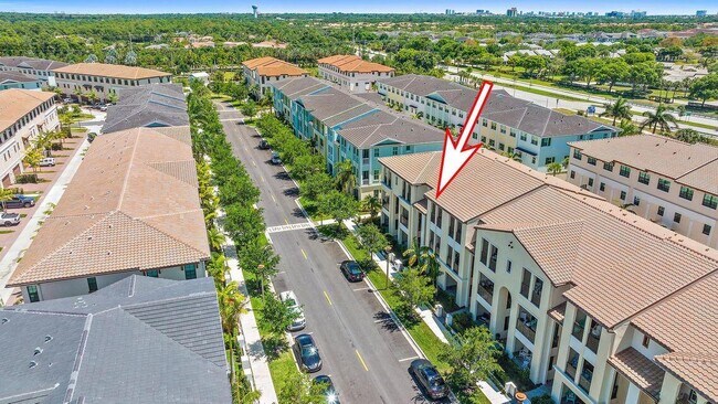 Building Photo - 5256 Beckman Ter