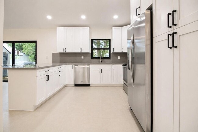 Building Photo - 10088 SW 143rd Ct