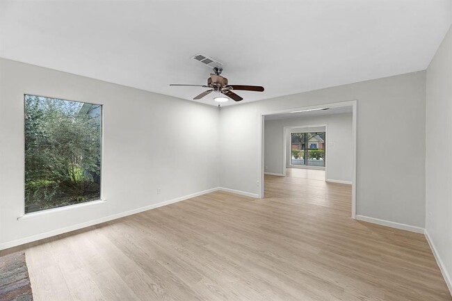 Building Photo - 7150 Carvel Ln
