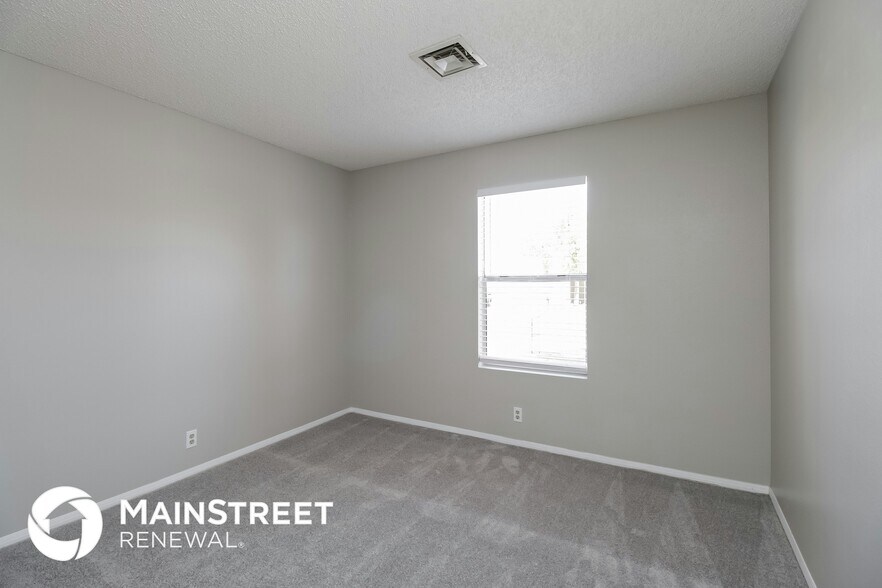 Building Photo - 7913 W Krall St