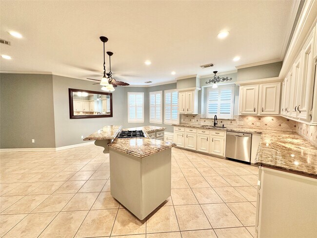 Building Photo - 14515 Muirfield Ln