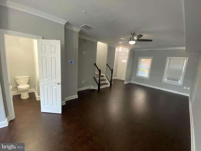 Building Photo - 2256 S Garfield St