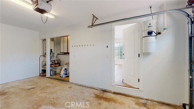 Building Photo - 2213 Bataan Rd