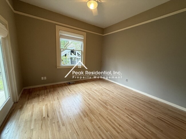 Building Photo - Beautiful Penryn 3bd/2ba House With Detach...