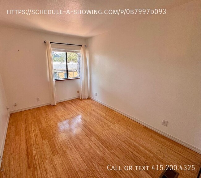 Building Photo - Beautiful 2 Bedroom Condo In Monterey