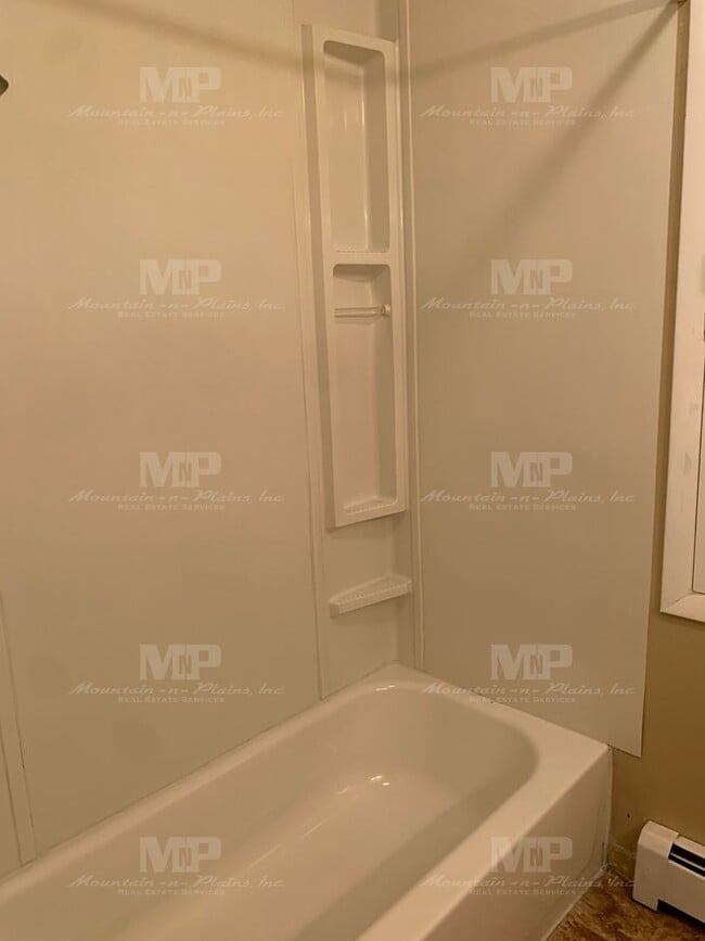 Building Photo - 1782 N Overland Trail