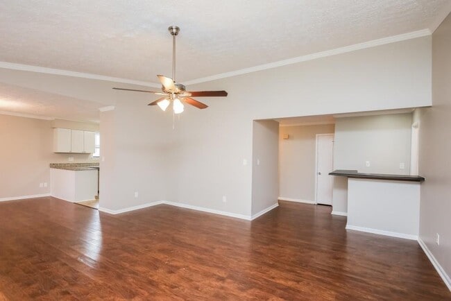 Building Photo - 5056 Rails Way