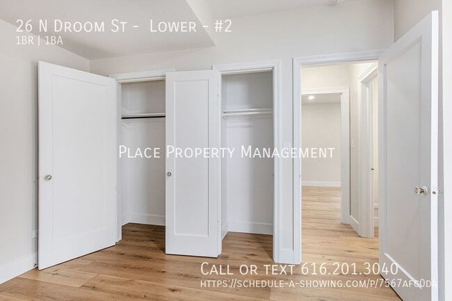 Building Photo - 26 N Droom St