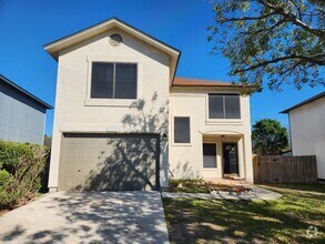 Building Photo - Stunning 3 Bedroom - 2.5 Bath Home for Rent!