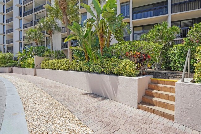 Building Photo - 2687 N Ocean Blvd