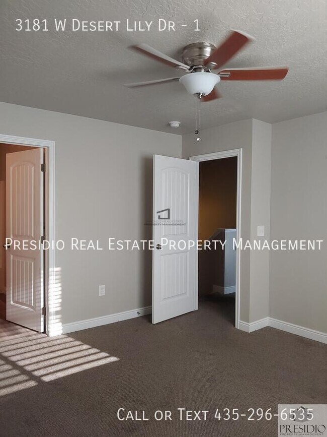 Building Photo - 3181 W Desert Lily Dr